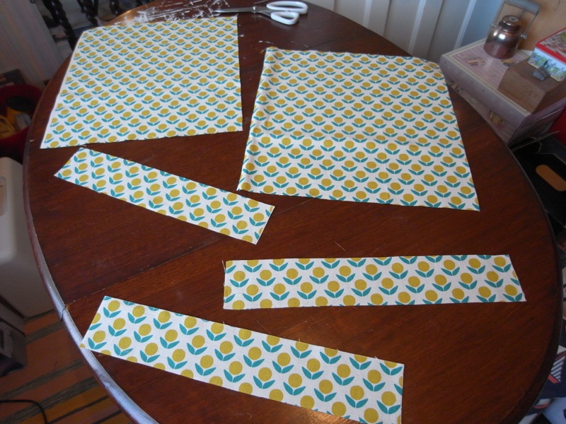 these are the pieces for the lining, I don't use the calico on the lining.